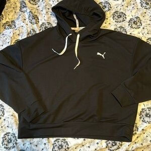 Puma || EUC Keeps You Dry Hoodie 🏃